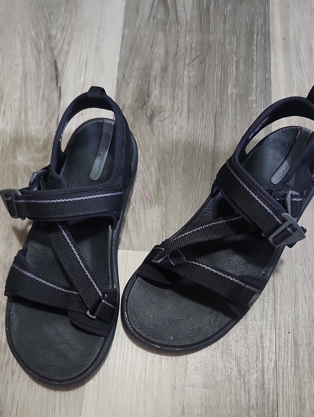 Sole Society Black Strappy Sport Sandals